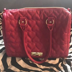 Pink Betsey Johnson Quilted Heart Purse 💖
